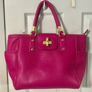 EUC FUCHSIA OLIVIA+JOY HANDBAG
